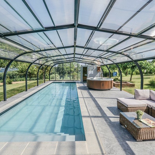 Abri résidentiel piscine