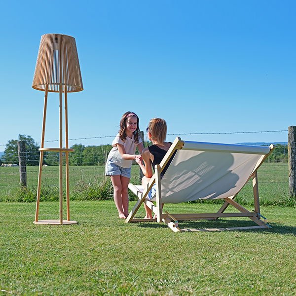 Lampadaire bois solaire Lamp Solar Mobil