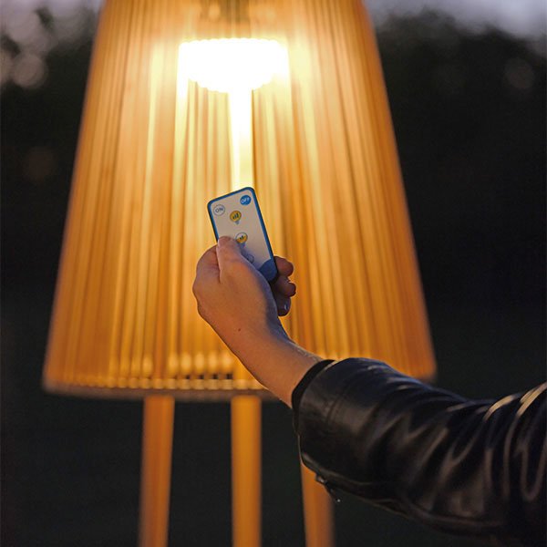 Lampadaire bois solaire Lamp Solar Mobil
