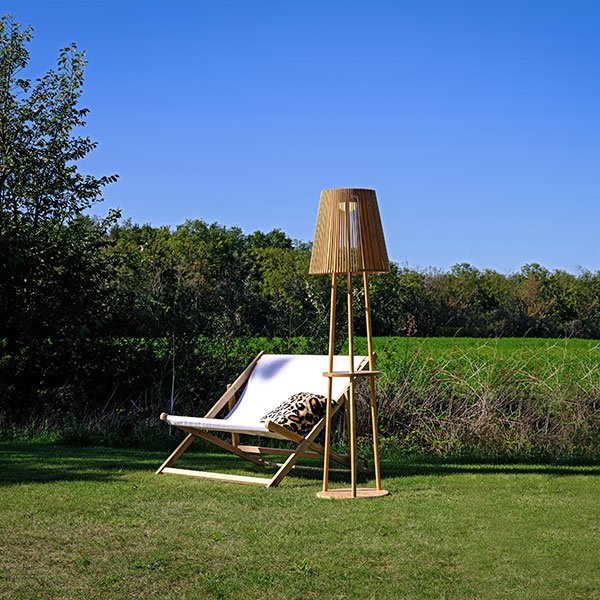 Lampadaire bois solaire Lamp Solar Mobil