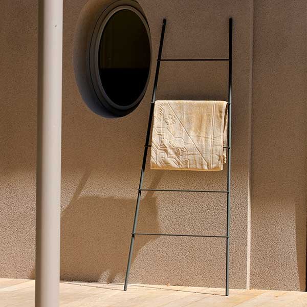 Porte serviette pour piscine Scala