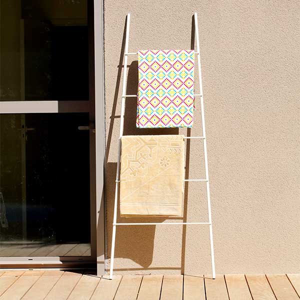 Porte serviette pour piscine Scala