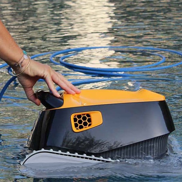 Robot de nettoyage pour piscine Dolphin E25