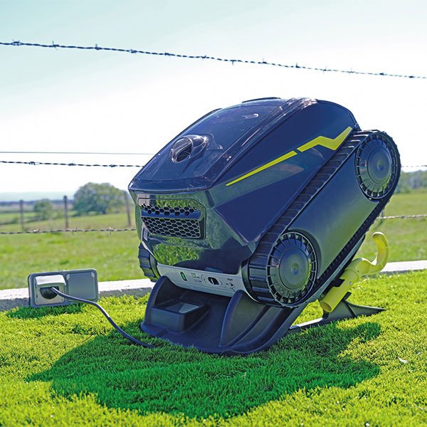 Robot piscine sans fil Freerider RF 5400 IQ