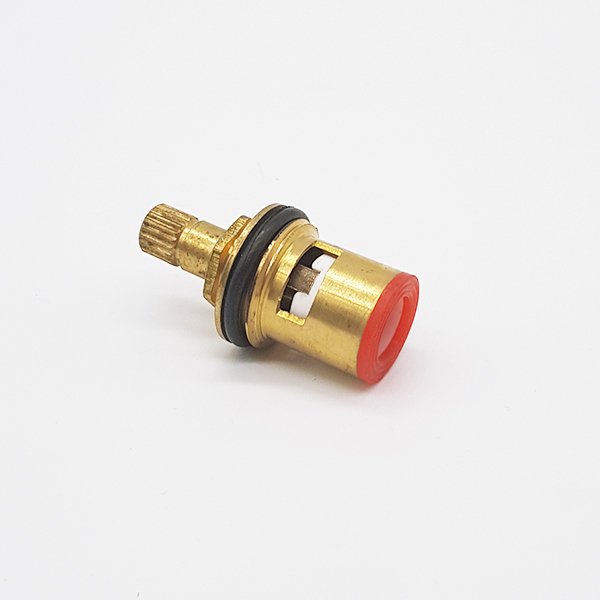 Valve de brumisateur pour douche solaire