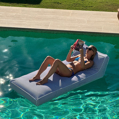 Luxury pool mattress