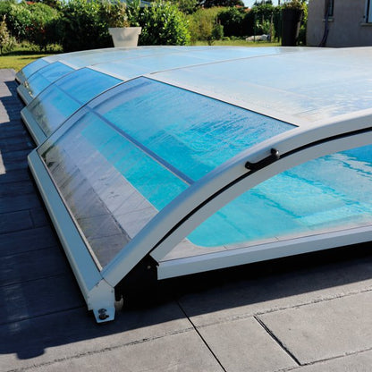 Abri bas piscine