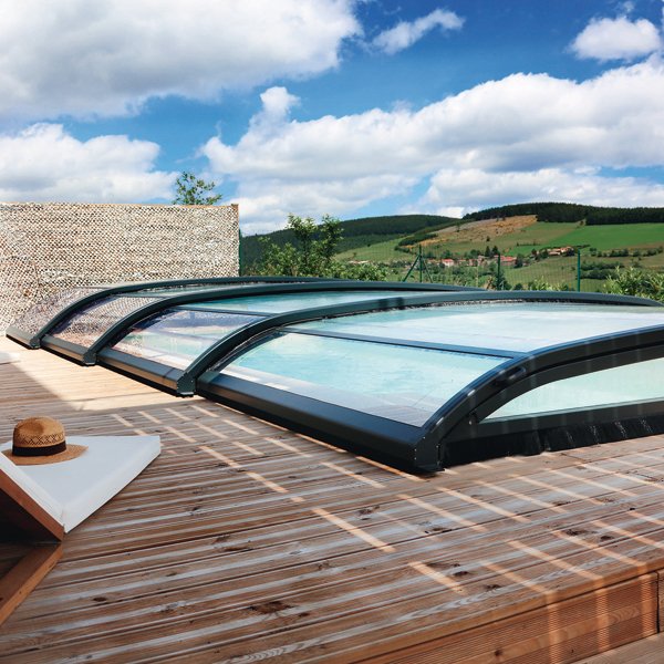 Abri bas piscine