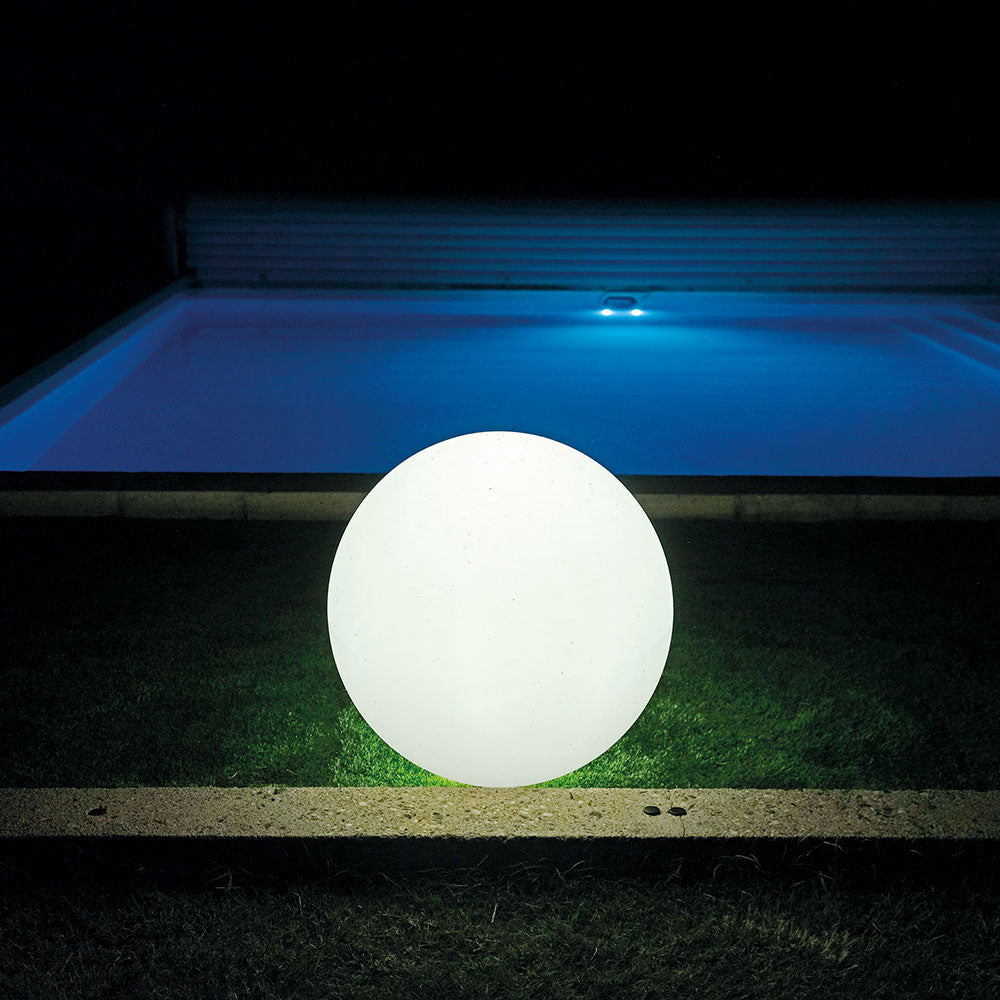 Glob garden light ball