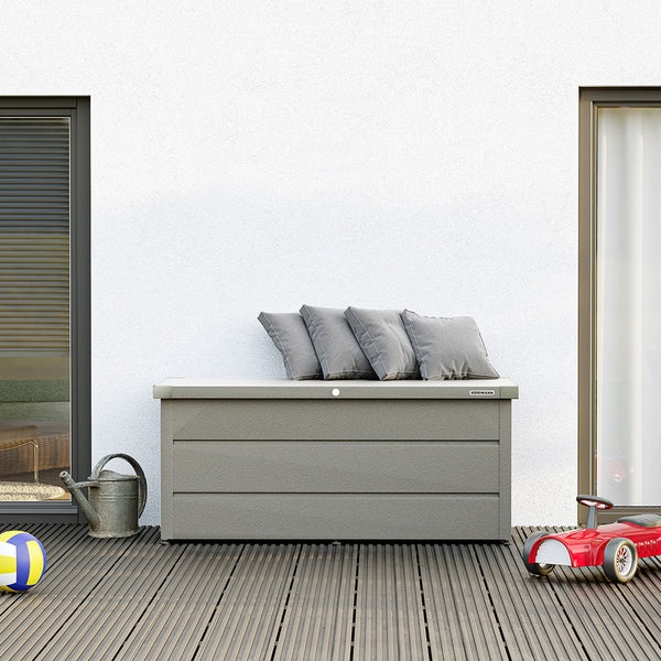 Tutto XL steel outdoor chest