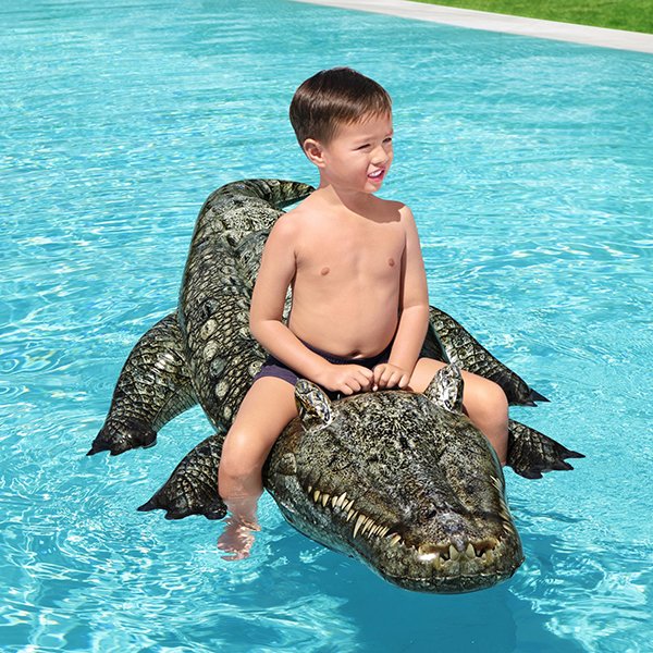Crocodile gonflable piscine