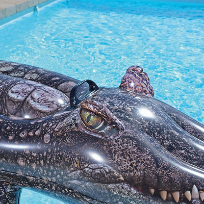 Crocodile gonflable piscine