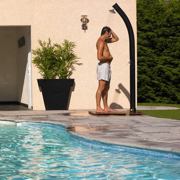 Douche extérieure solaire Doccia