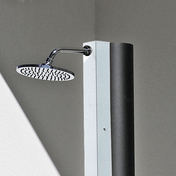 Aquabella solar pool shower