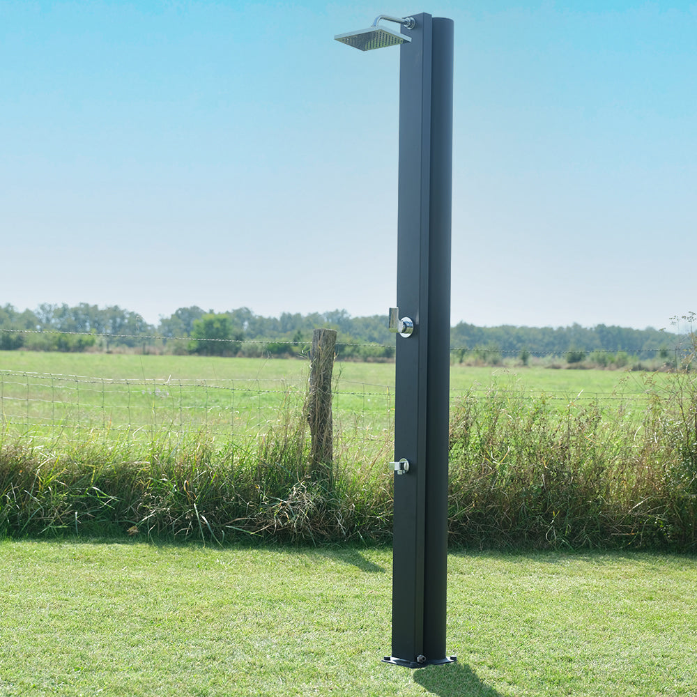 Aqualusso solar garden shower