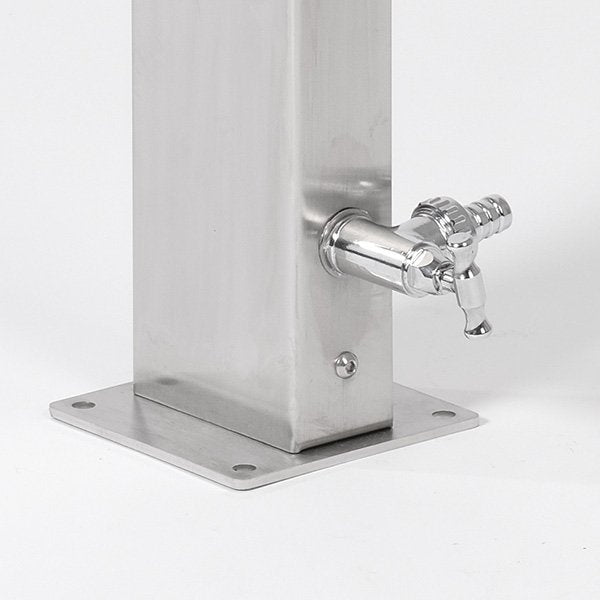Fontaine borne jardin Fontana Quadrata Inox