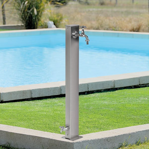 Fontaine borne jardin Fontana Quadrata Inox