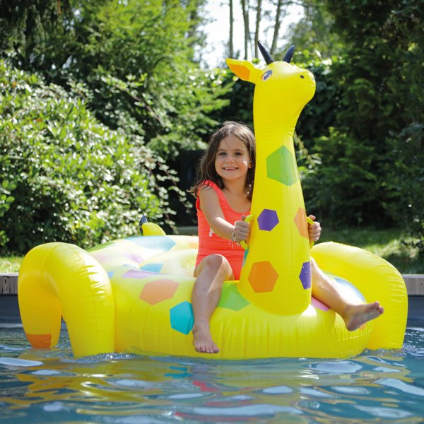 Girafe gonflable piscine