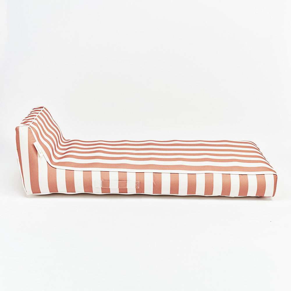 Luxury pool mattress