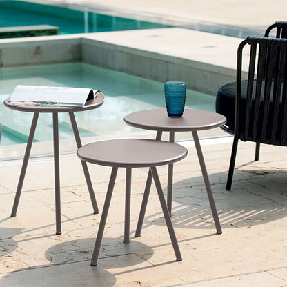 Tables gigognes jardin Triade