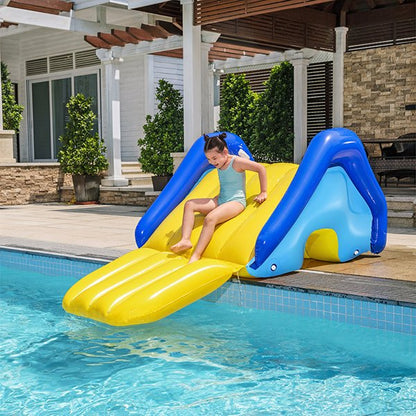 Toboggan géant piscine